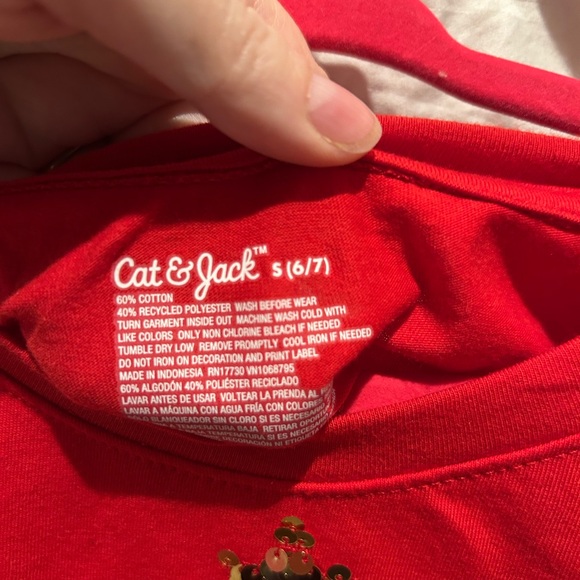 Cat and jack long sleeve tee with tree sequins. 6/7 - Picture 4 of 5